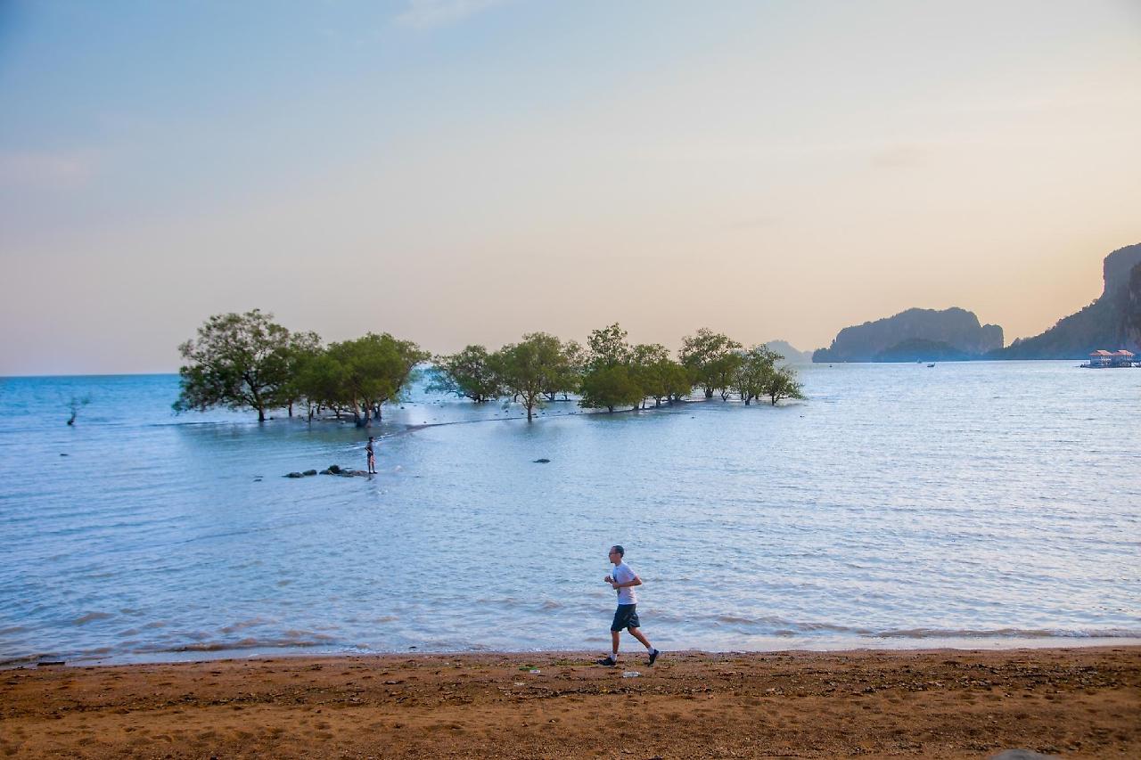 Villa Cha-Cha Krabi Beachfront Resort Ao Nam Mao Dış mekan fotoğraf